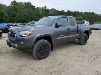  Salvage Toyota Tacoma