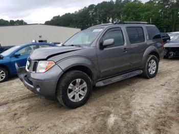  Salvage Nissan Pathfinder