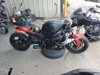  Salvage Suzuki Gsxr600