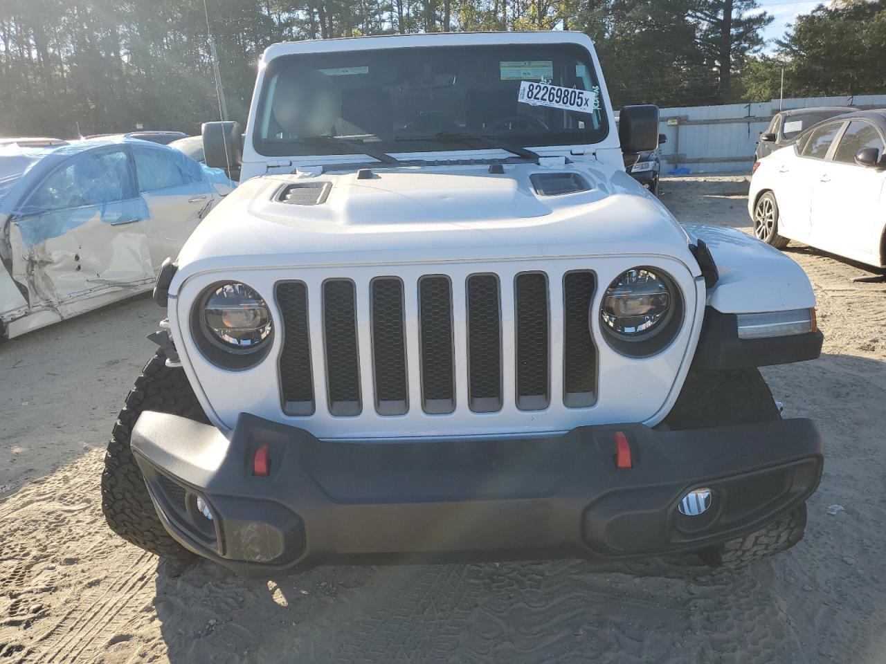 Jeep Wrangler Rubicon Image 12