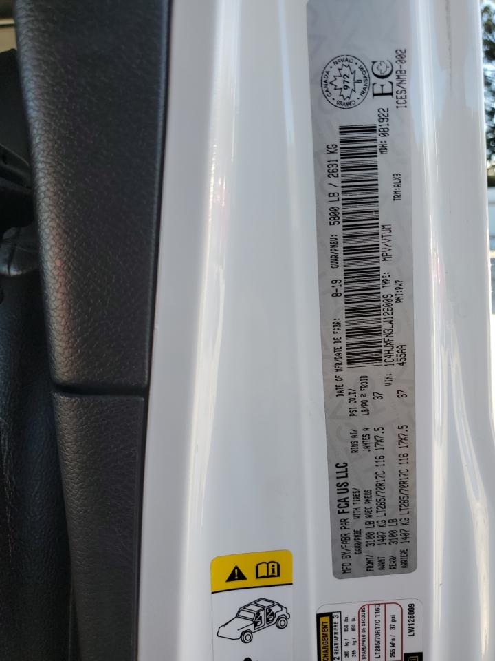 Jeep Wrangler Rubicon Image 3