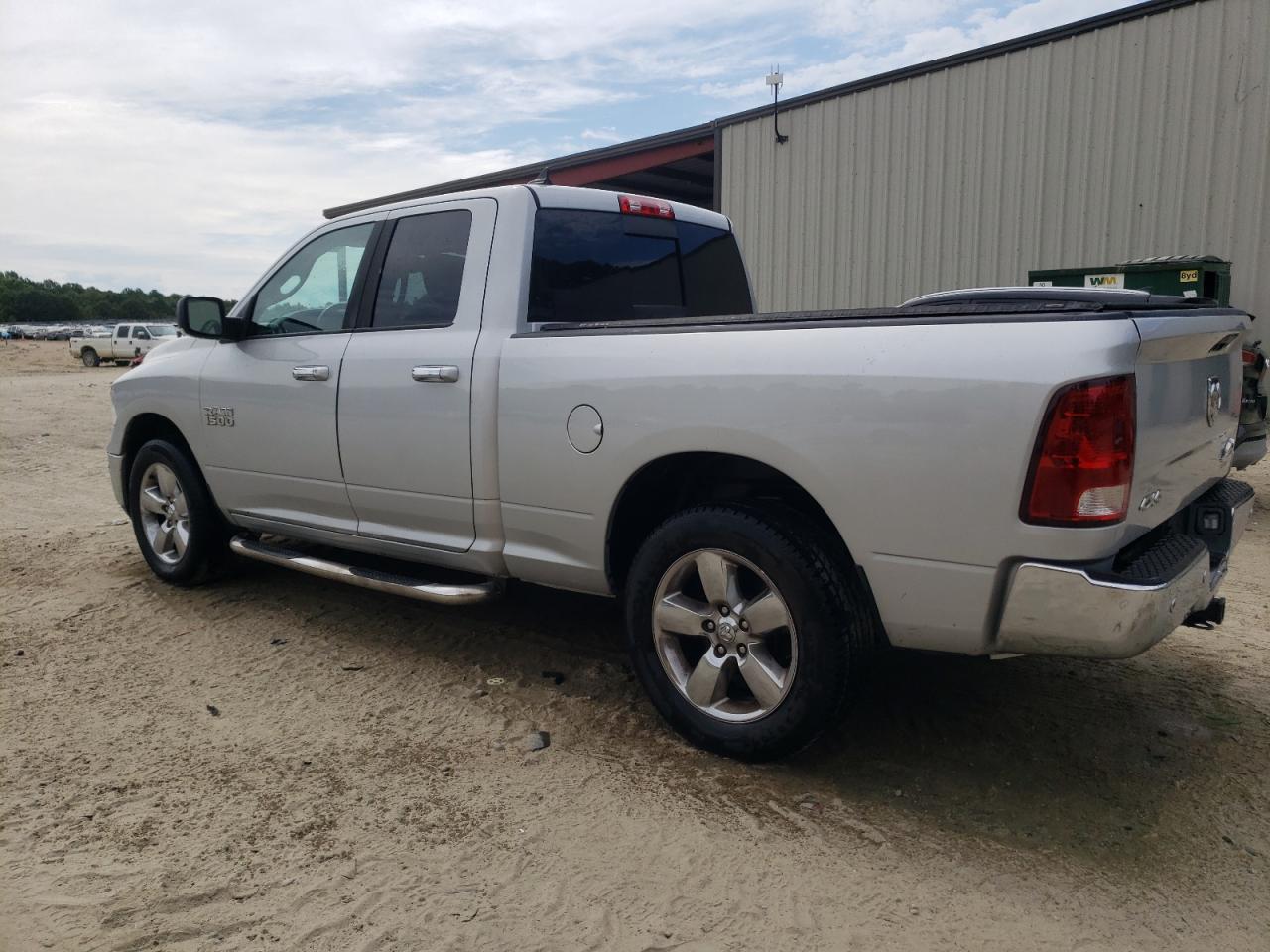 Ram 1500 Slt Image 3