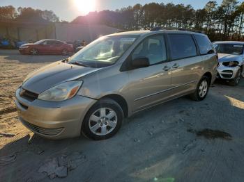  Salvage Toyota Sienna