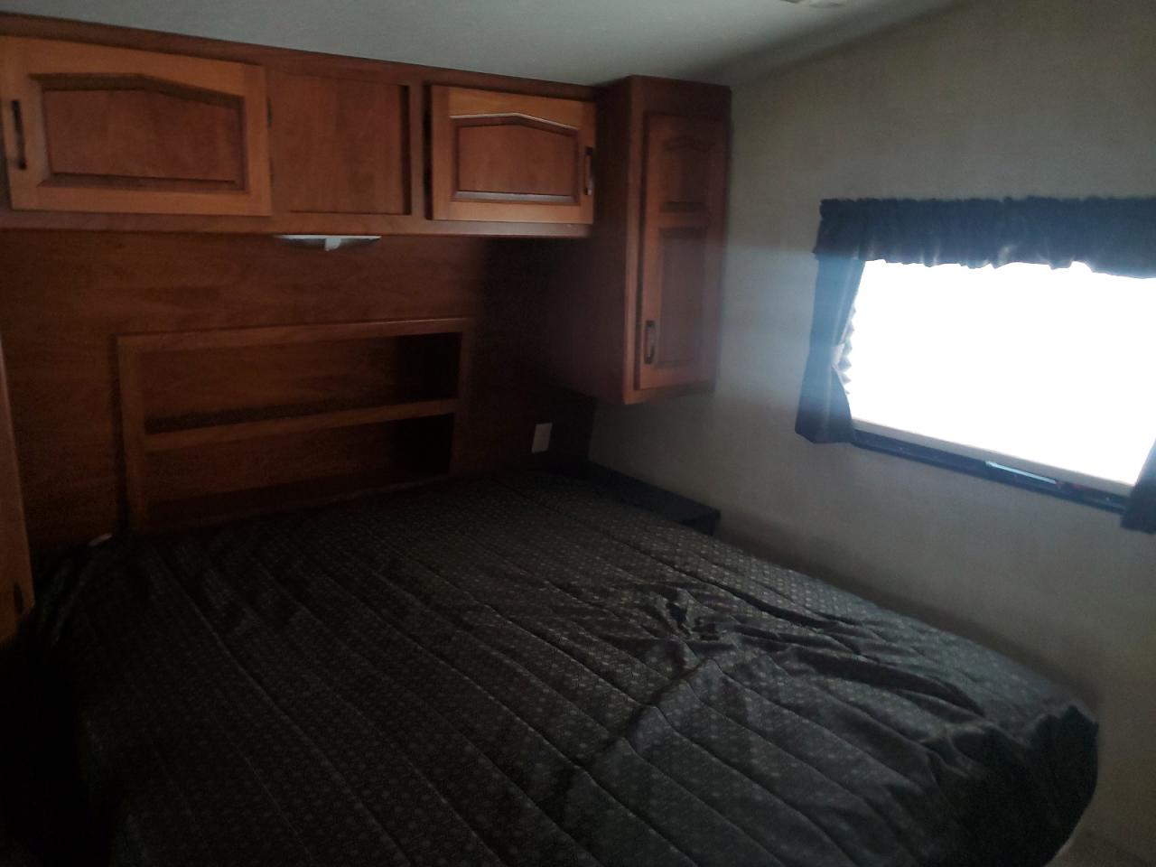 Keystone Raptor 381 Image 7