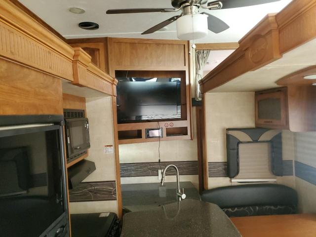 Keystone Raptor 381 Image 3