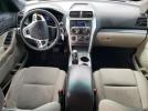 Ford Explorer Image 7