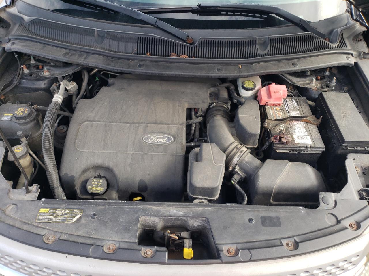 Ford Explorer Image 13