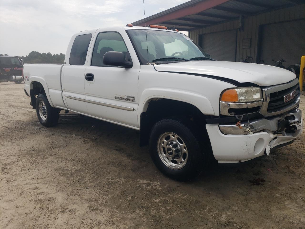 GMC Sierra K2500 Heavy Duty Image 9