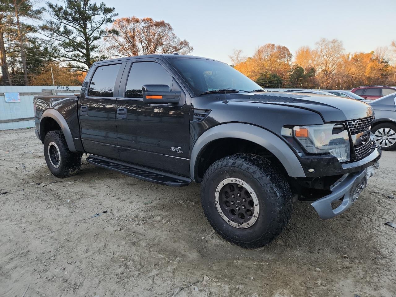 Ford F-150 Svt Raptor Image 11