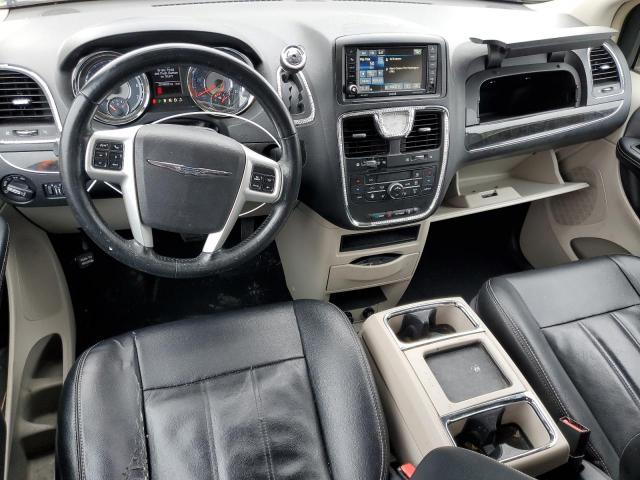 Chrysler Minivan Touring Image 6