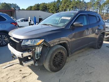  Salvage Jeep Compass