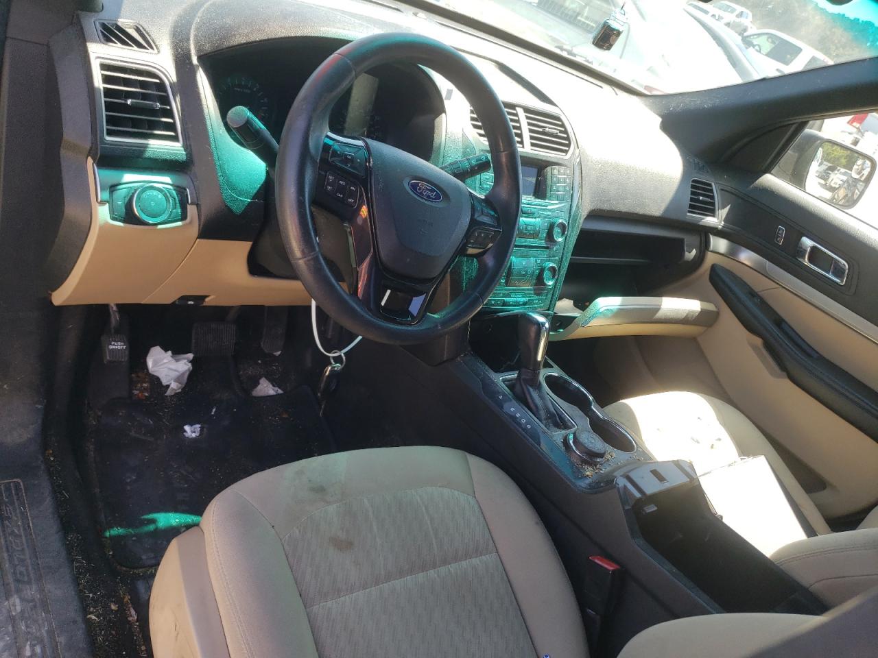 Ford Explorer Image 11