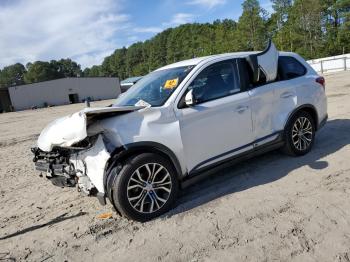  Salvage Mitsubishi Outlander