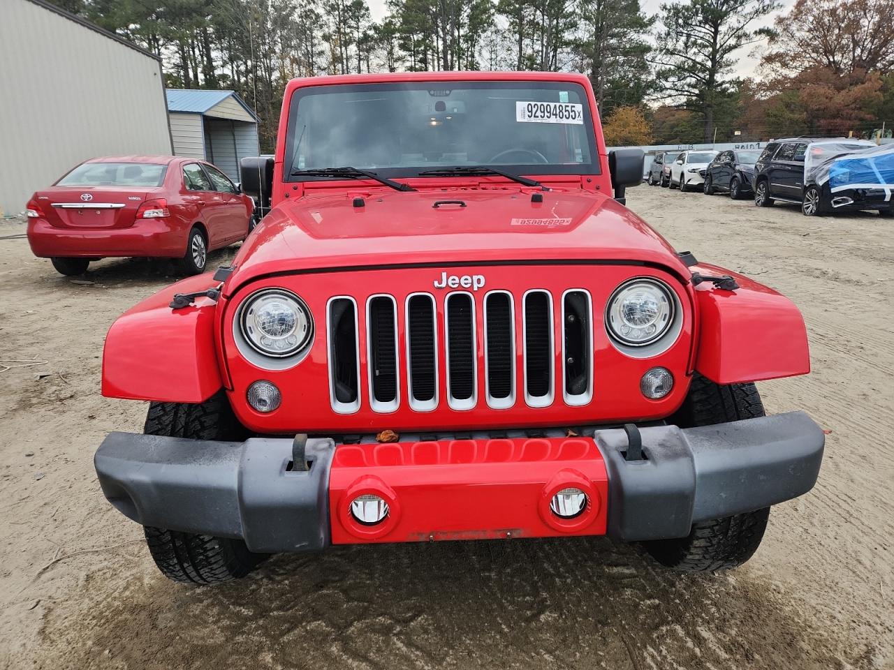 Jeep Wrangler Sahara Image 12