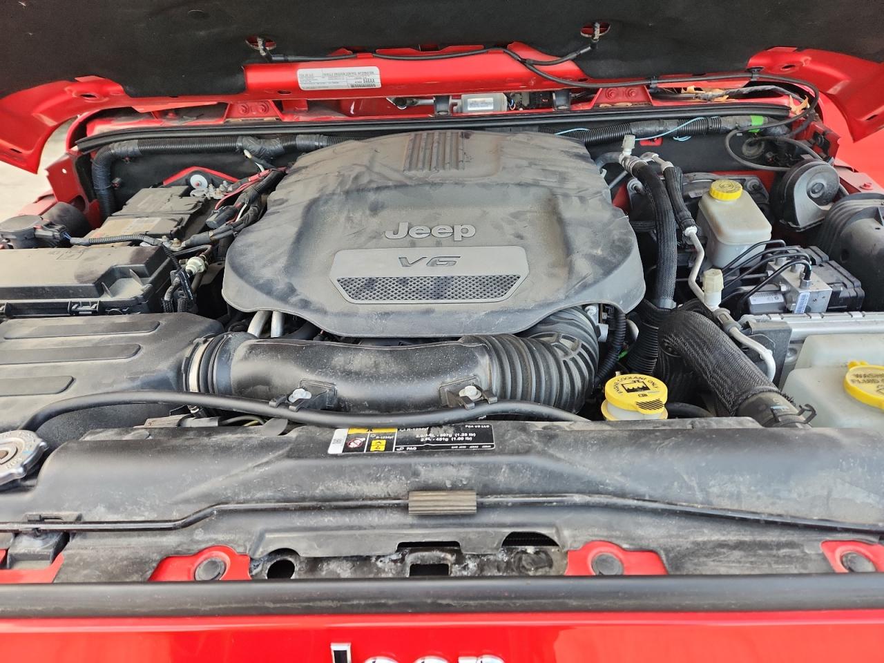 Jeep Wrangler Sahara Image 11