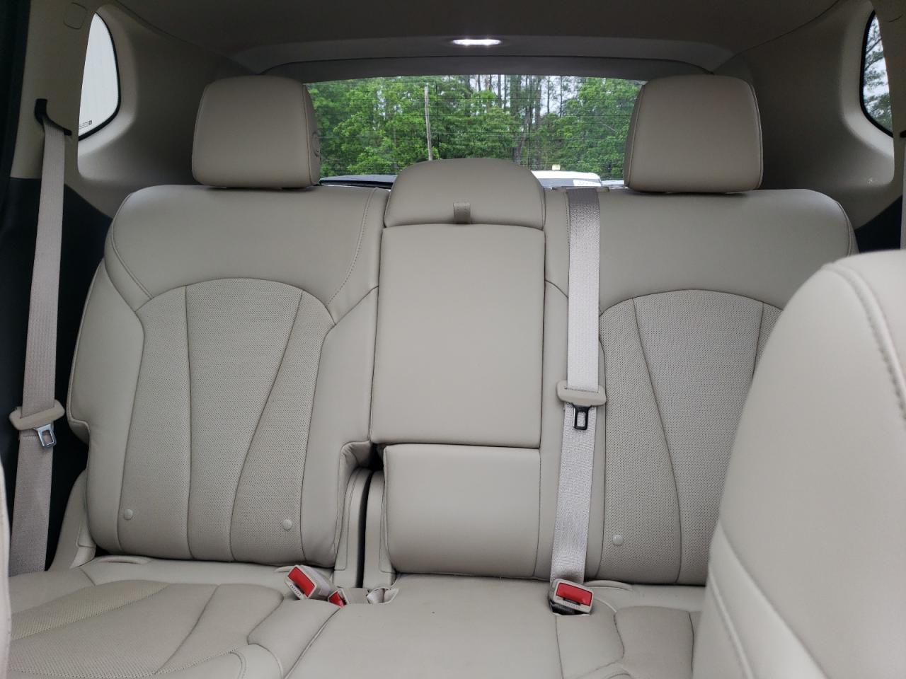 Buick Envision Essence Image 10