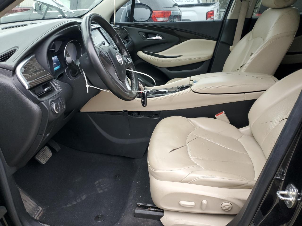 Buick Envision Essence Image 2