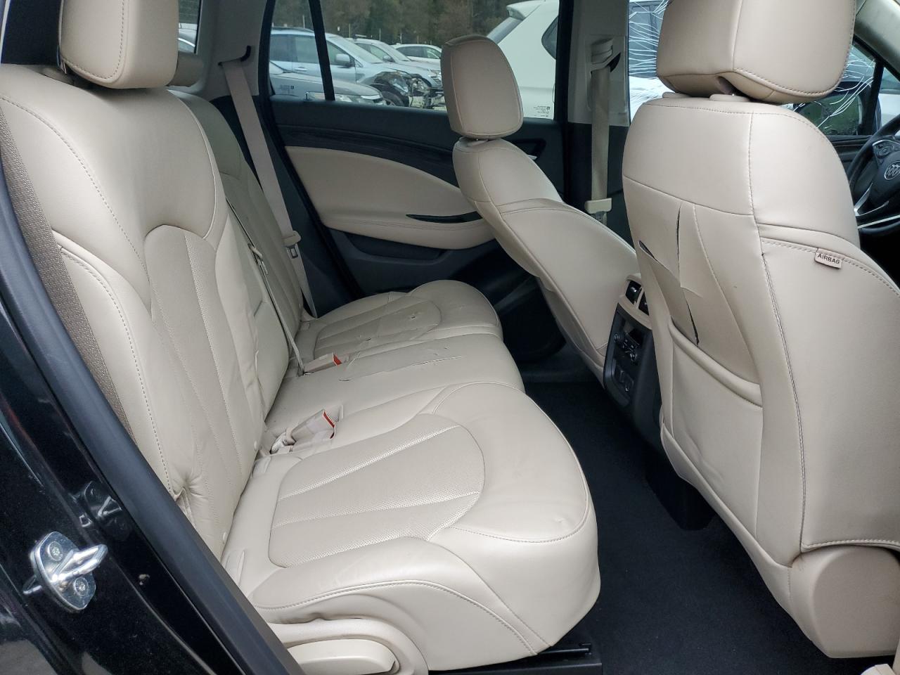 Buick Envision Essence Image 10