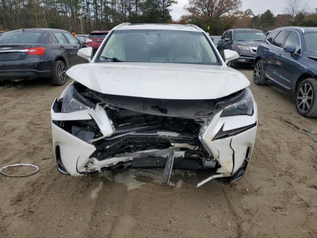 Lexus NX 300h Image 6