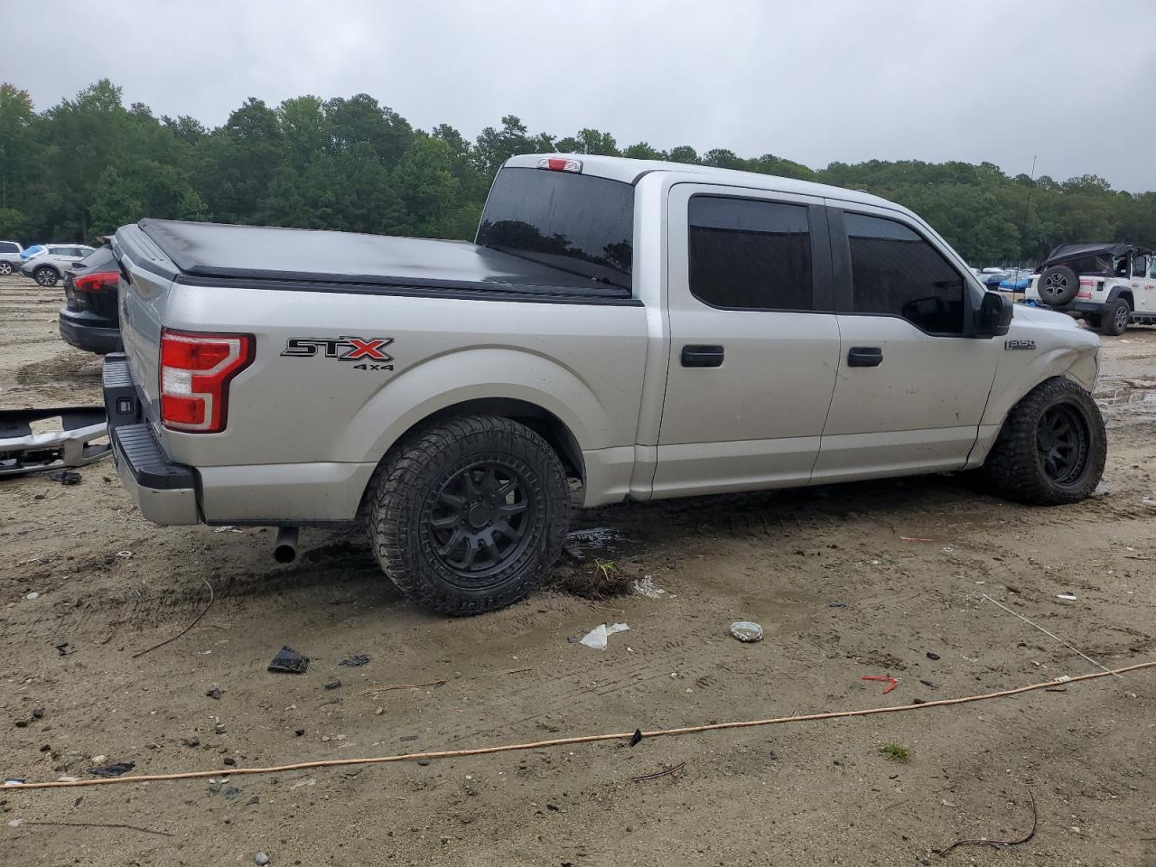 Ford F-150 Supercrew Image 3