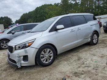  Salvage Kia Sedona