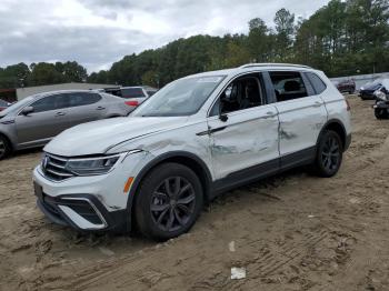  Salvage Volkswagen Tiguan
