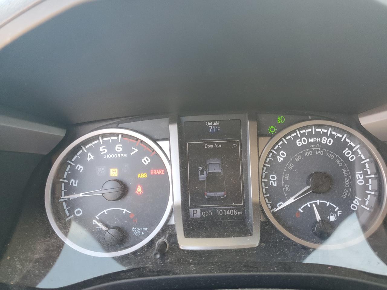 Toyota Tacoma Access Cab Image 9