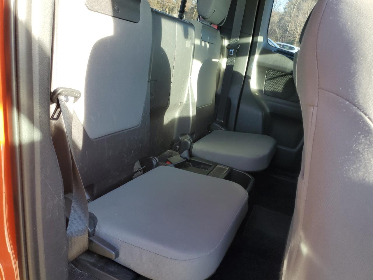 Toyota Tacoma Access Cab Image 10