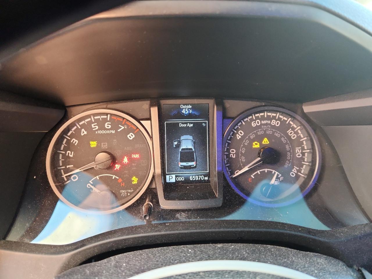 Toyota Tacoma Double Cab Image 11