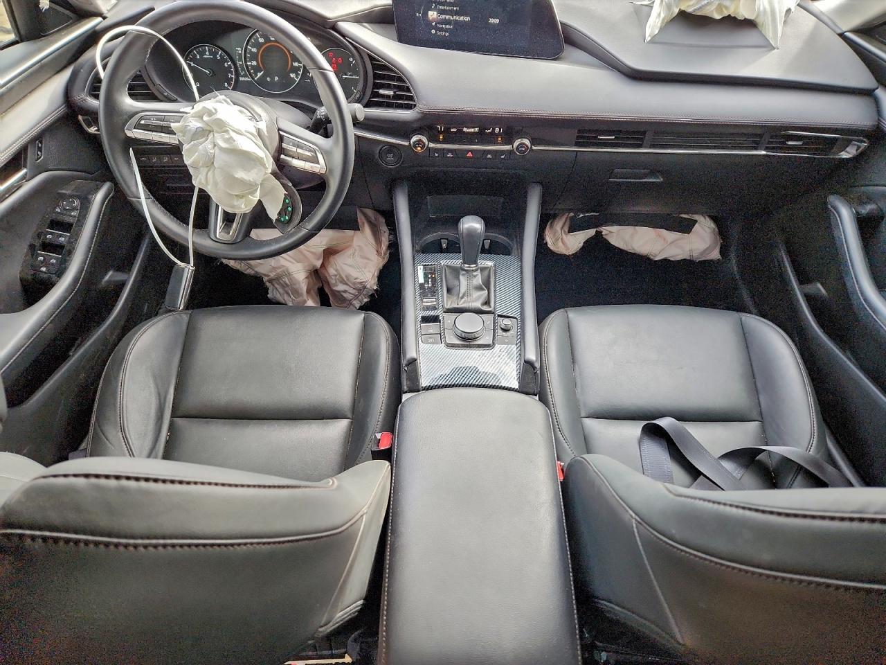 Mazda 3 Preferred Image 5