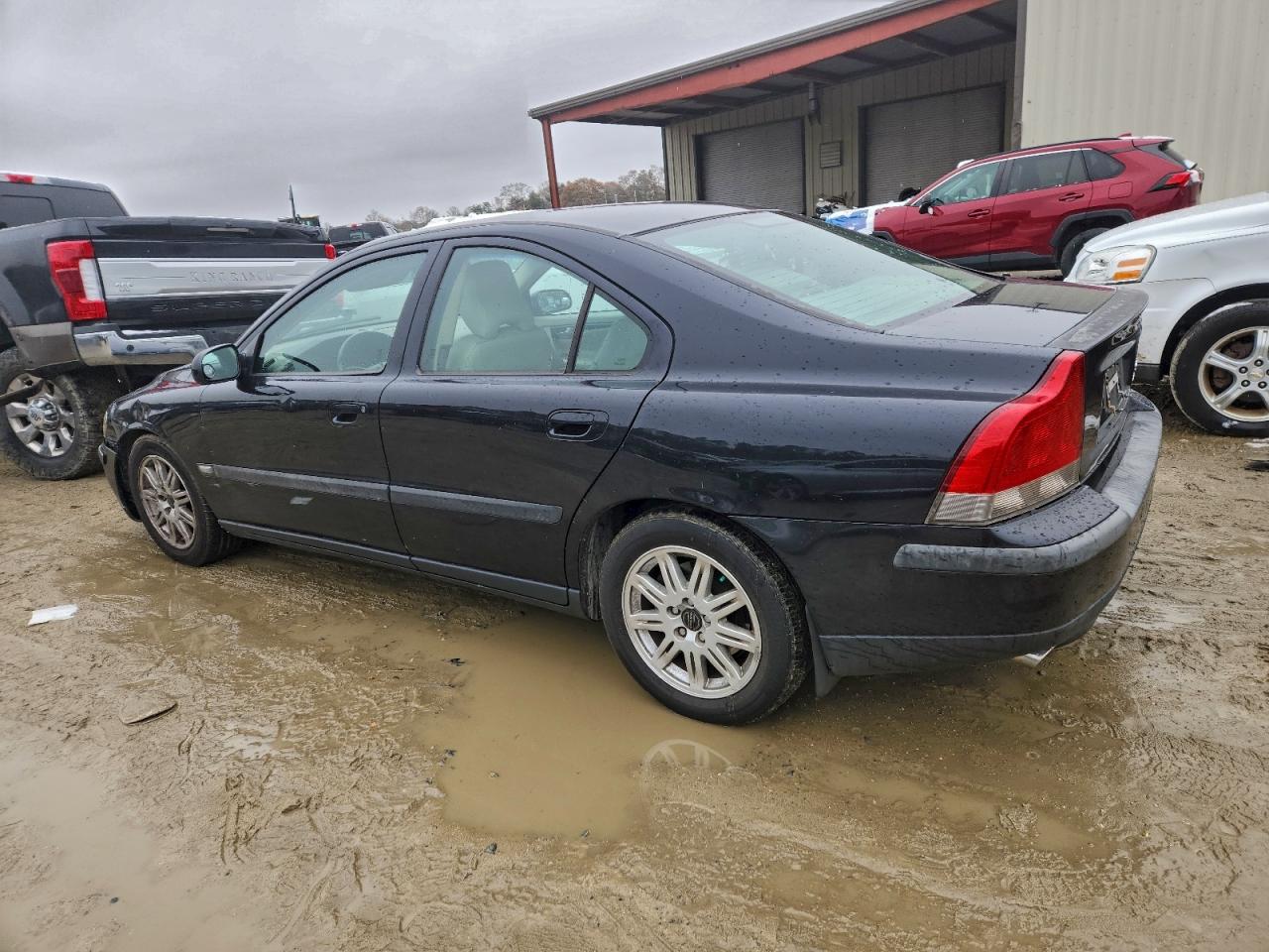 Volvo S60 2.4t Image 12