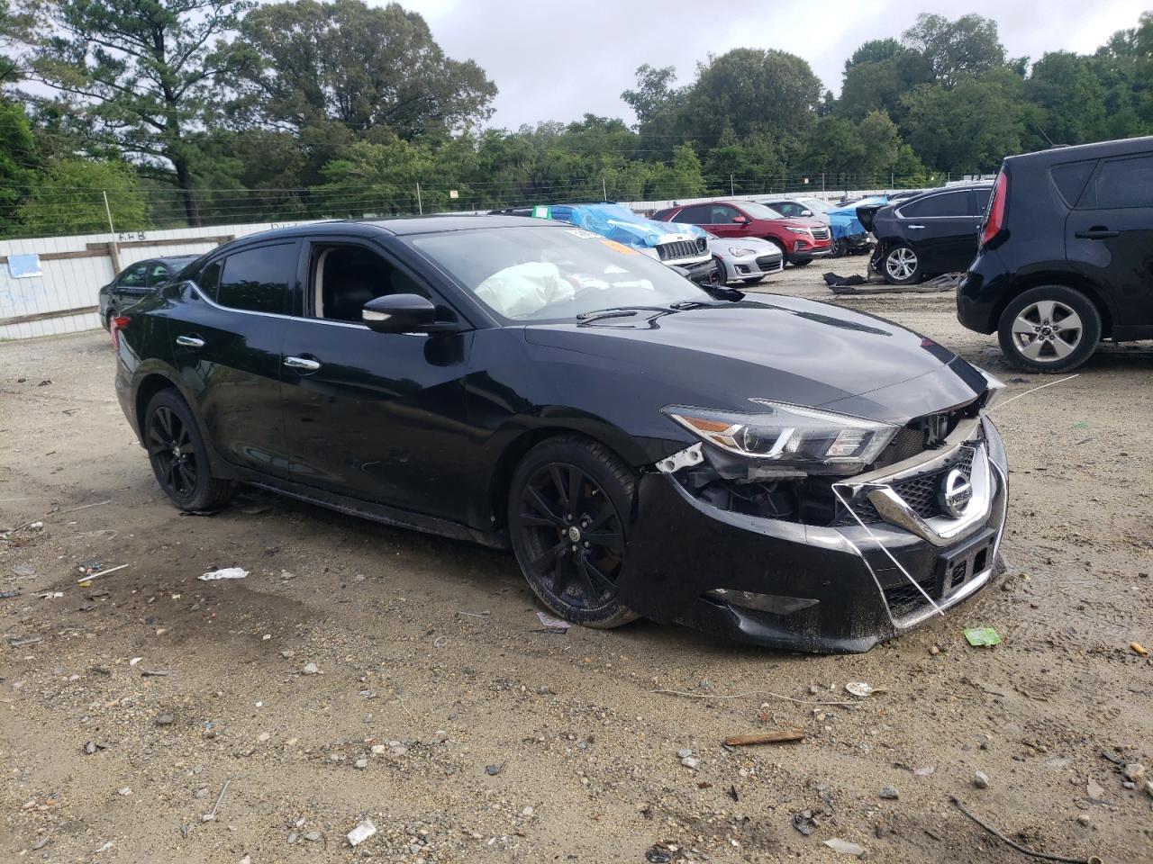 Nissan Maxima 3.5s Image 3