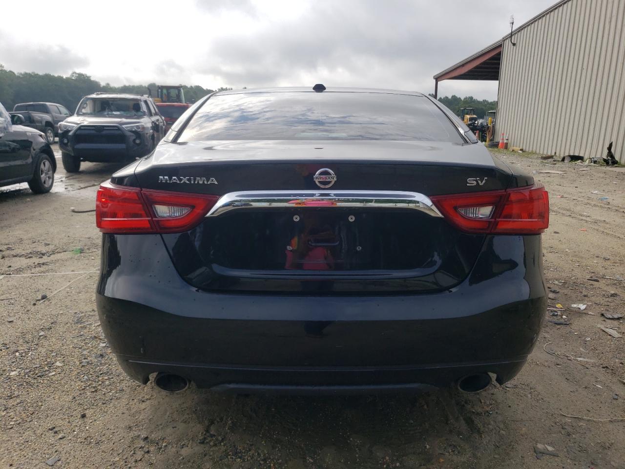 Nissan Maxima 3.5s Image 12