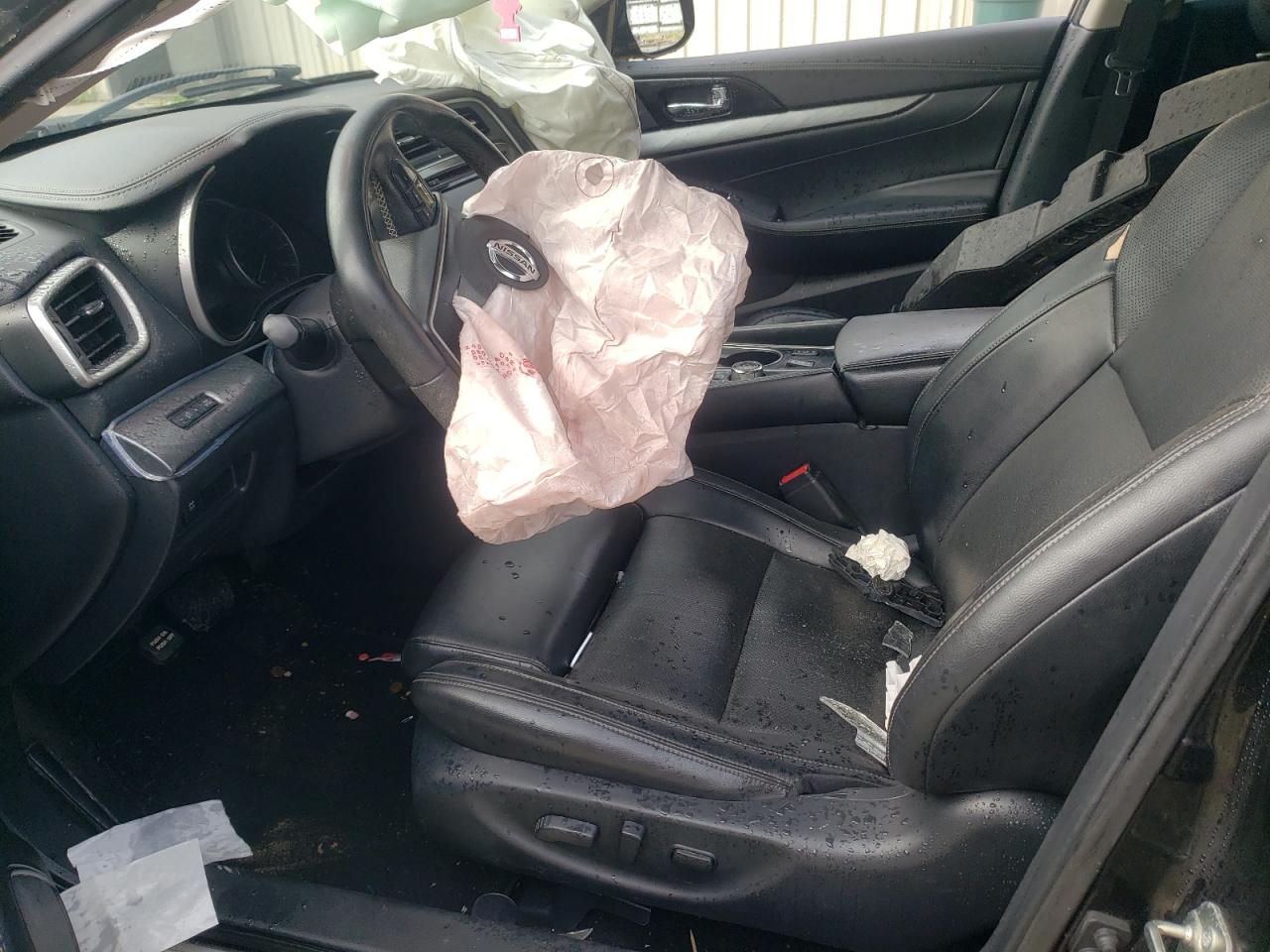 Nissan Maxima 3.5s Image 4