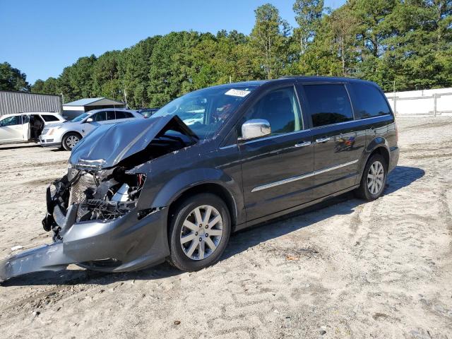  Salvage Chrysler Minivan