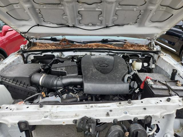 Toyota Tacoma Double Cab Image 5