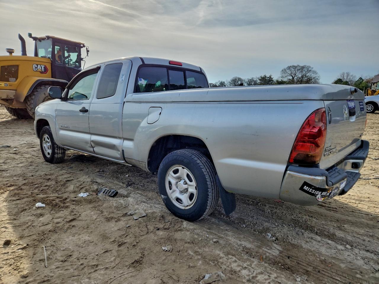 Toyota Tacoma Access Cab Image 8