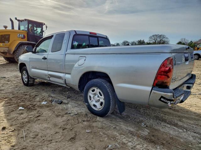 Toyota Tacoma Access Cab Image 8