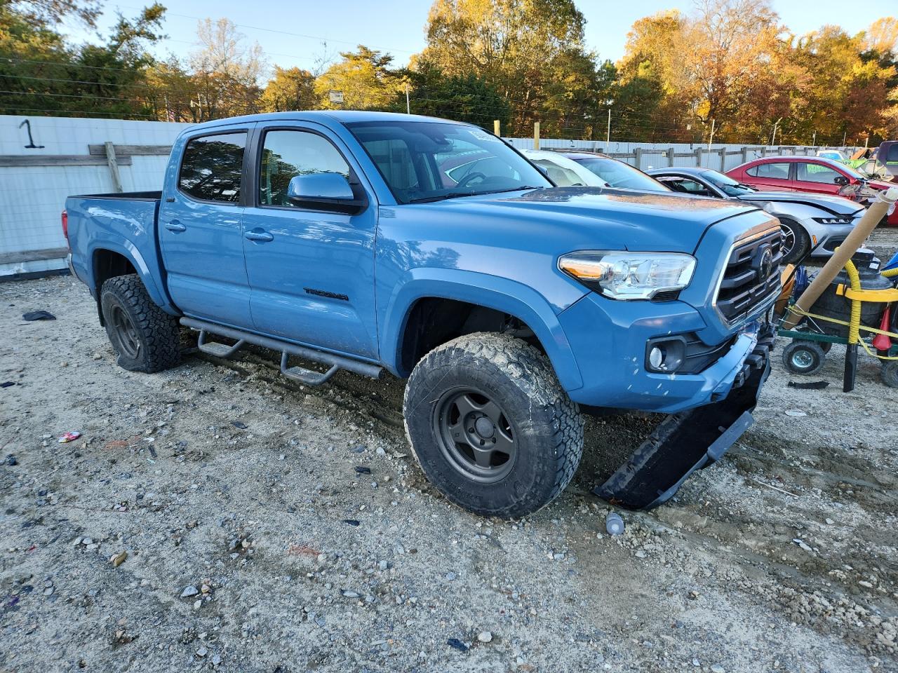 Toyota Tacoma Double Cab Image 11