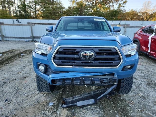 Toyota Tacoma Double Cab Image 9