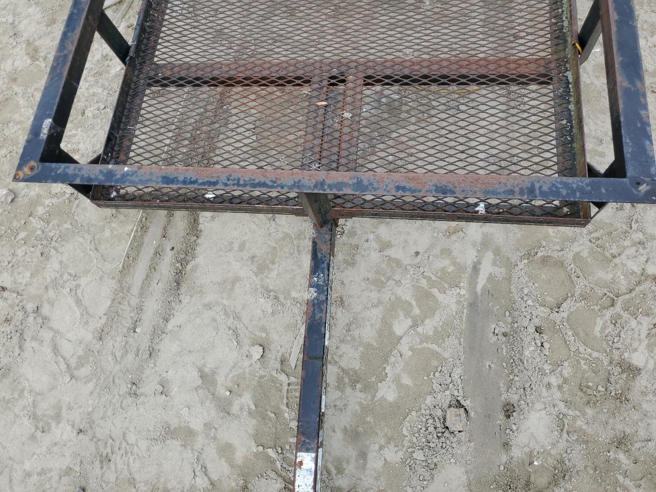 Carry-on Trailer Image 7