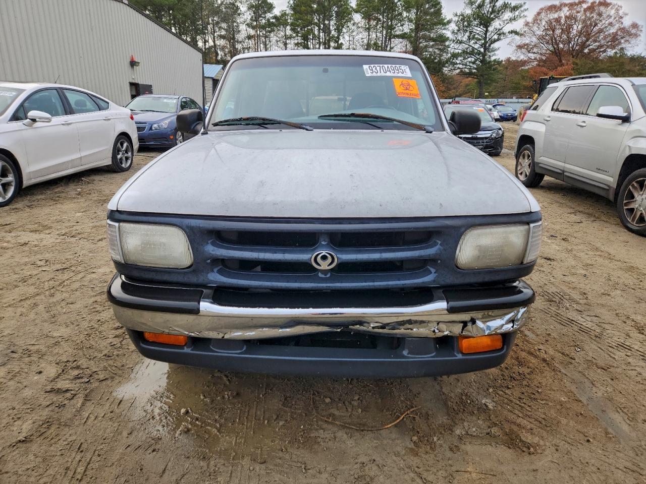 Mazda B Series Cab Plus Image 11