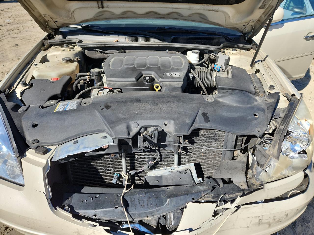 Buick Lucerne Cxl Image 9