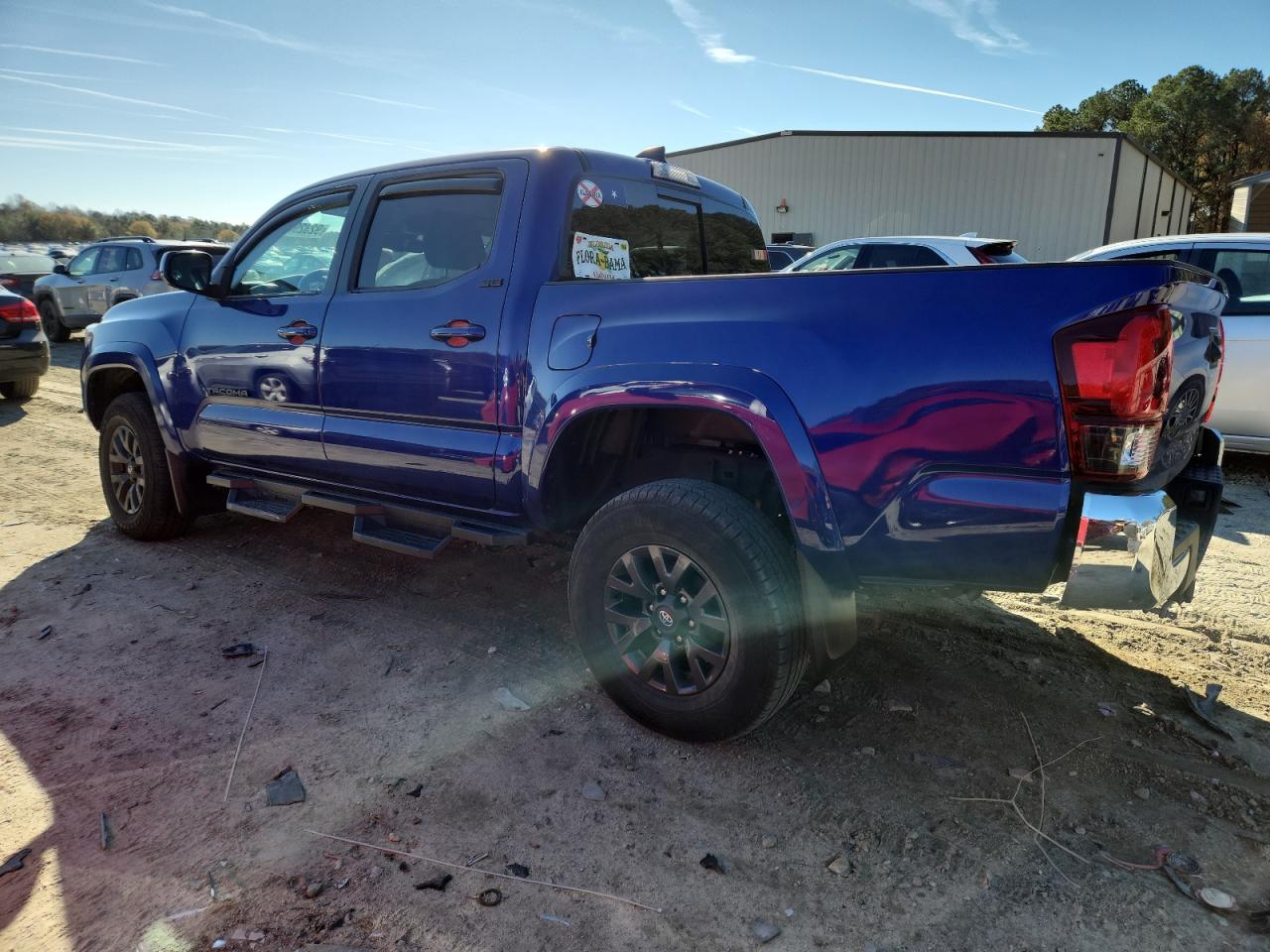 Toyota Tacoma Double Cab Image 8