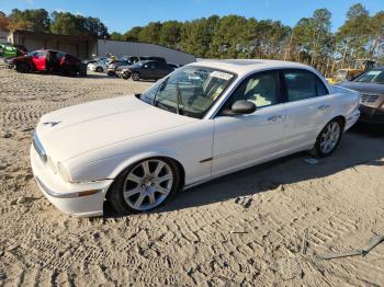  Salvage Jaguar Xj8