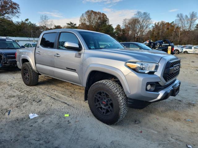 Toyota Tacoma Double Cab Image 5