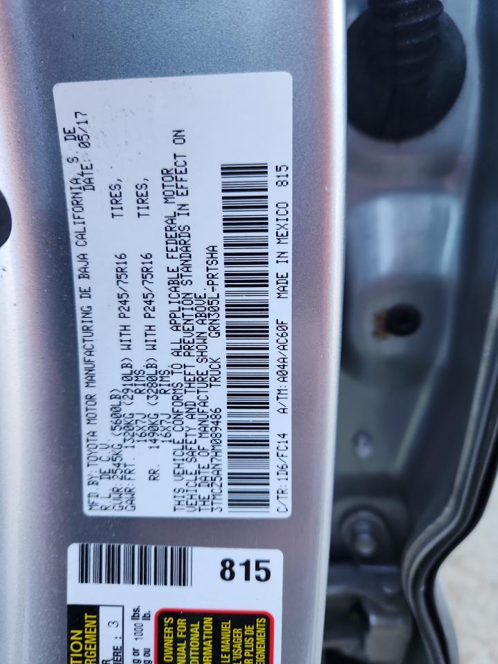 Toyota Tacoma Double Cab Image 9