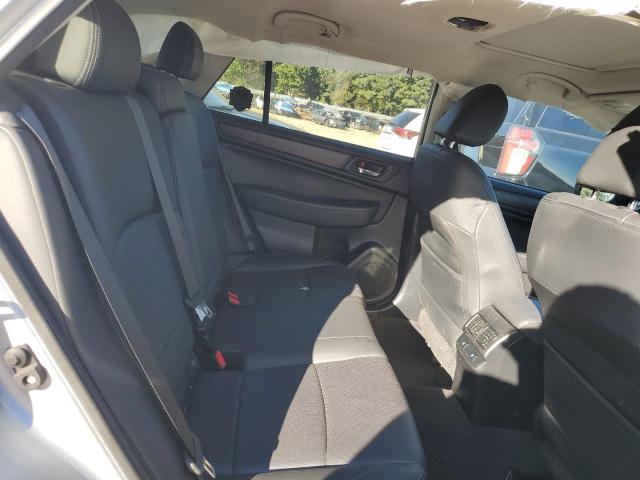 Subaru Outback 2.5i Limited Image 10