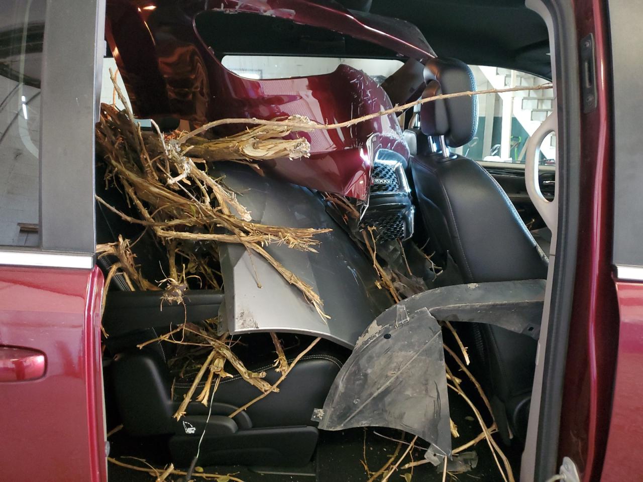 Dodge Caravan Sxt Image 2