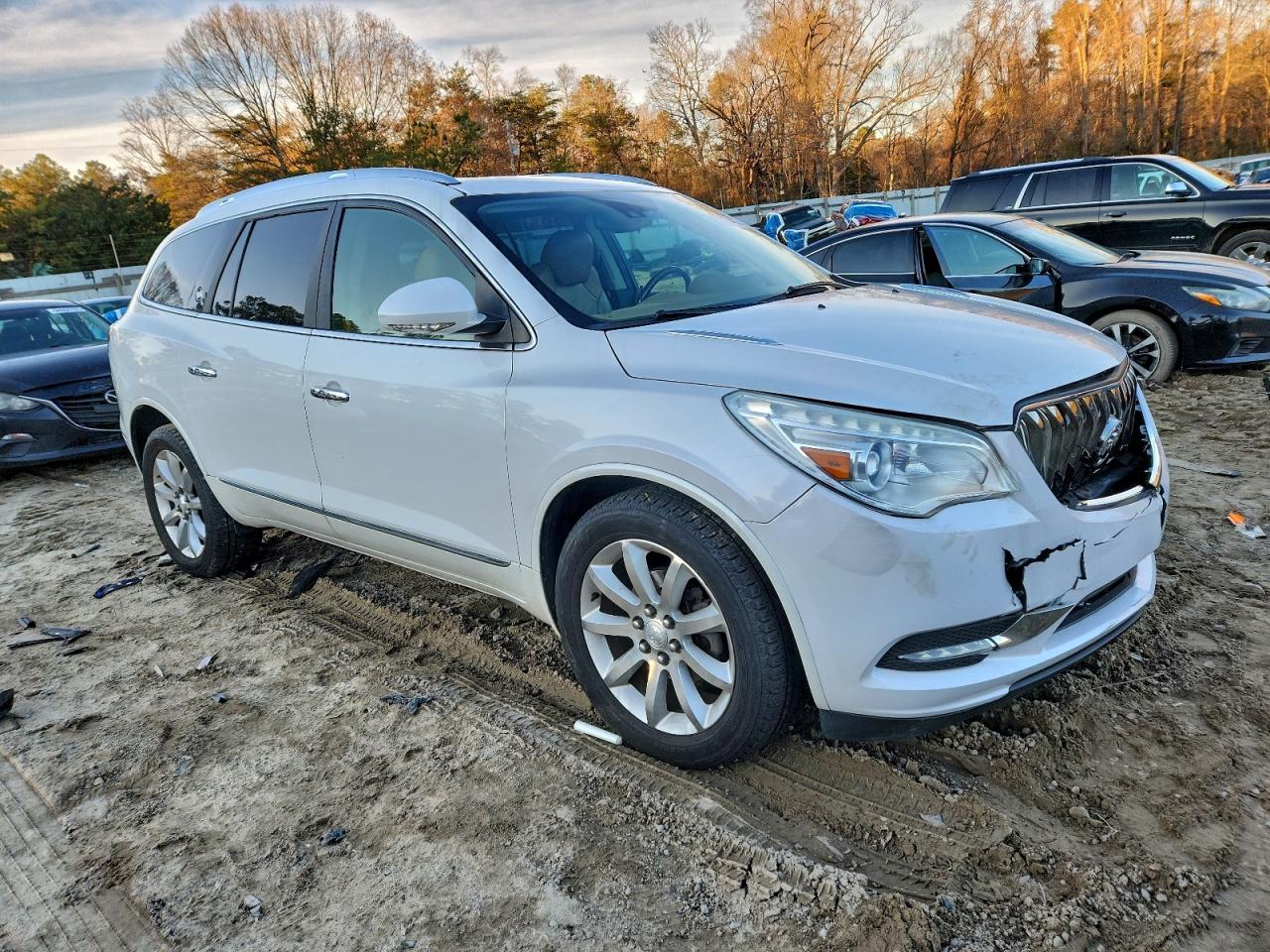 Buick Enclave Image 3